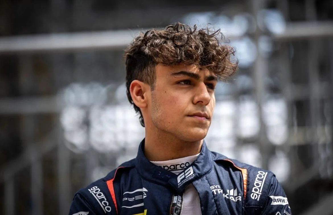 British Talent Arvid Lindblad Confirmed for 2026 F1 Season