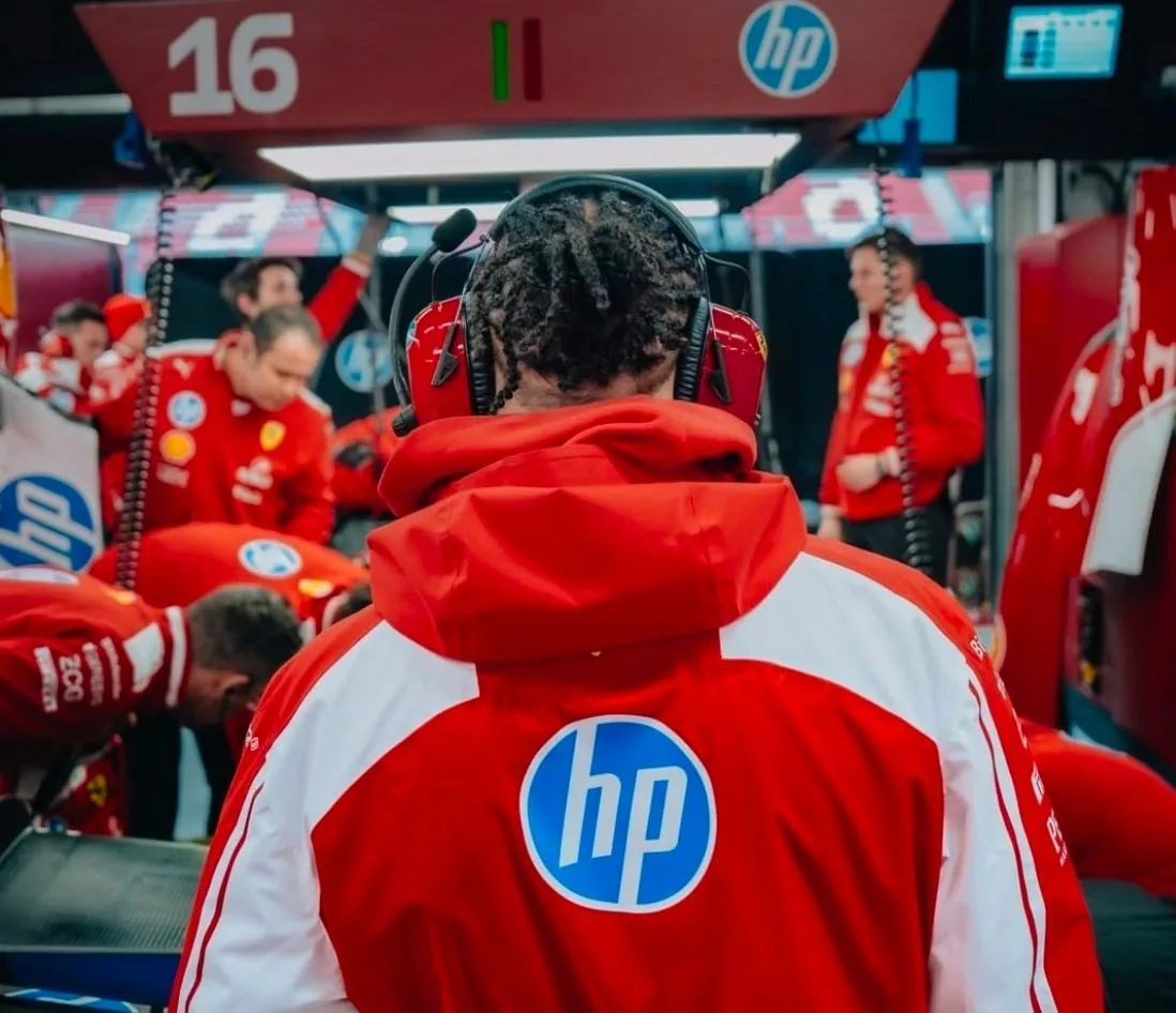 Hamilton Resets His Inner Circle
