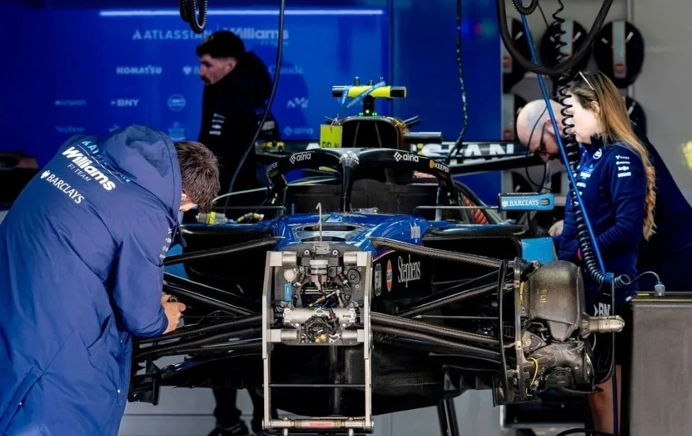 Williams Breaches F1 Curfew